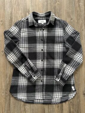 ANIAN Black & White Plaid Sunday Flannel Button-Front Women's Shirt